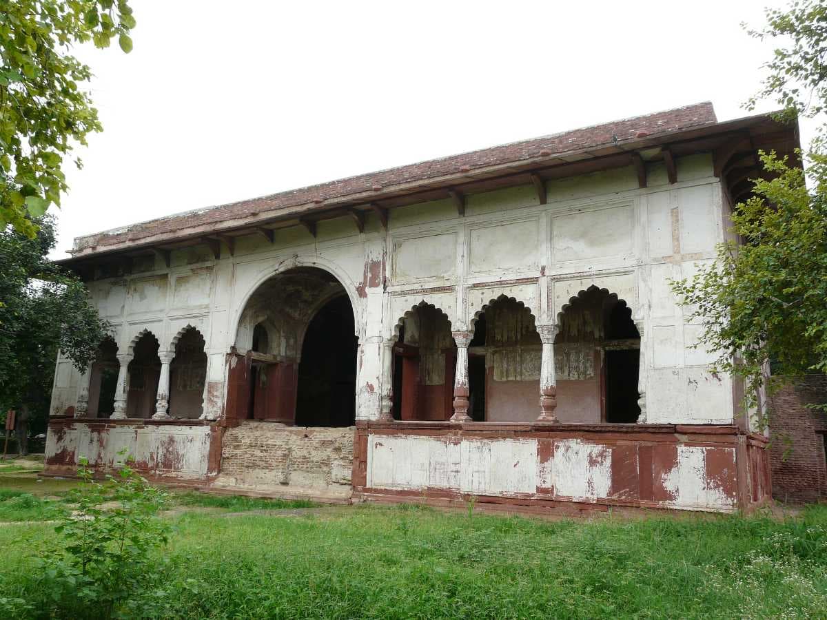 Sheesh Mahal In Shalimar Bagh