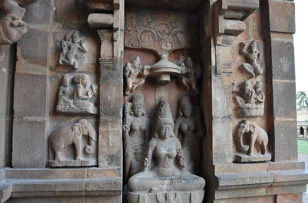 Brihadeeswara Temple travel image