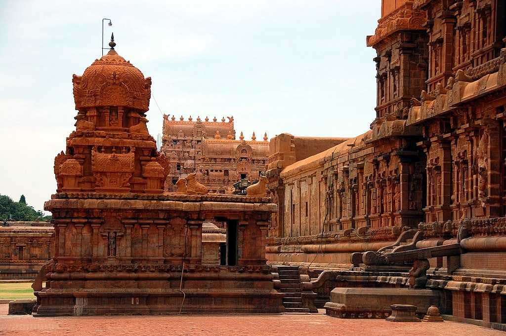 Brihadeeswara Temple travel image