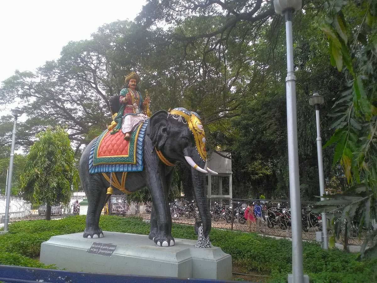 Bronze Statue of Karikala Cholan(Chola King), Tiruchi