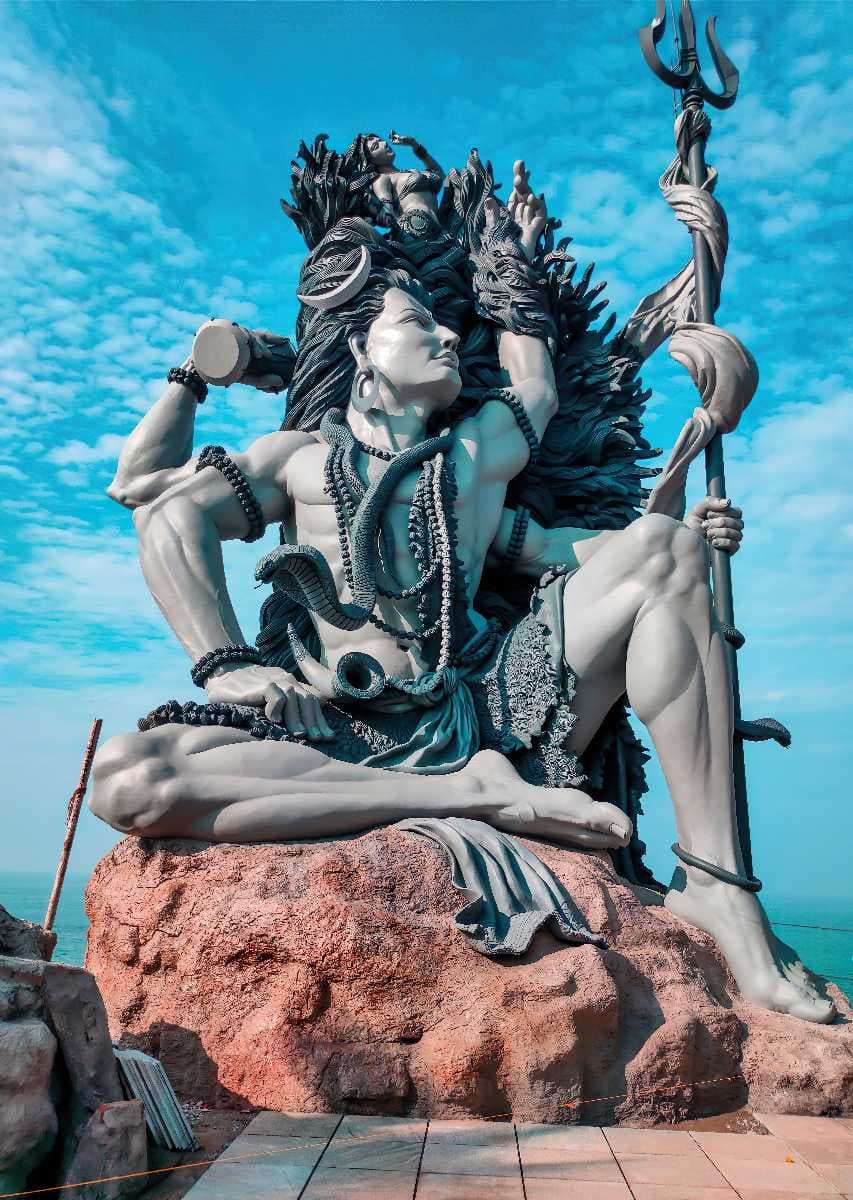 Aazhimala Shiva Statue