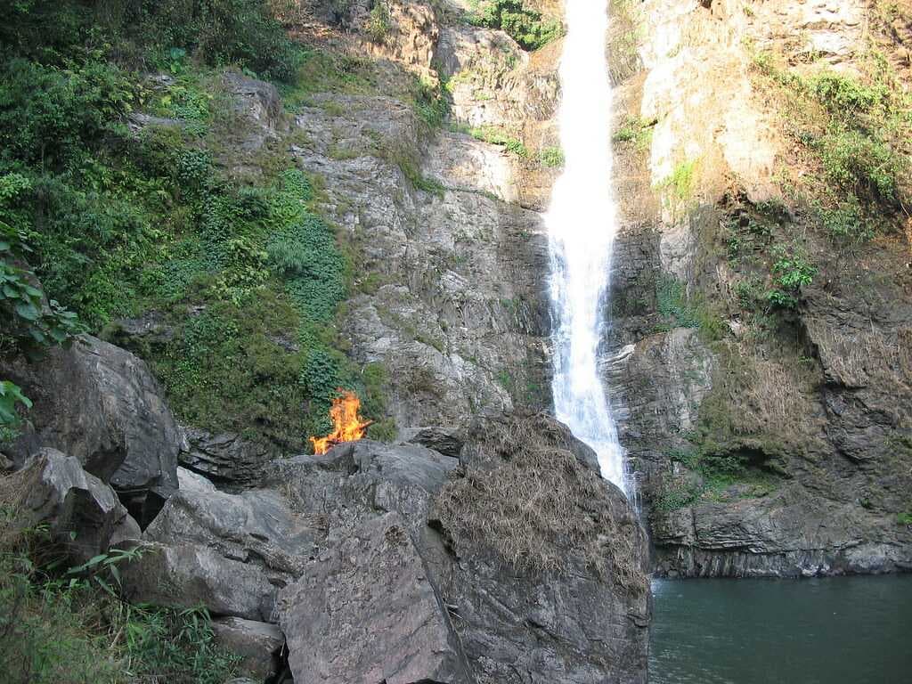 Rongbang Dar Waterfalls