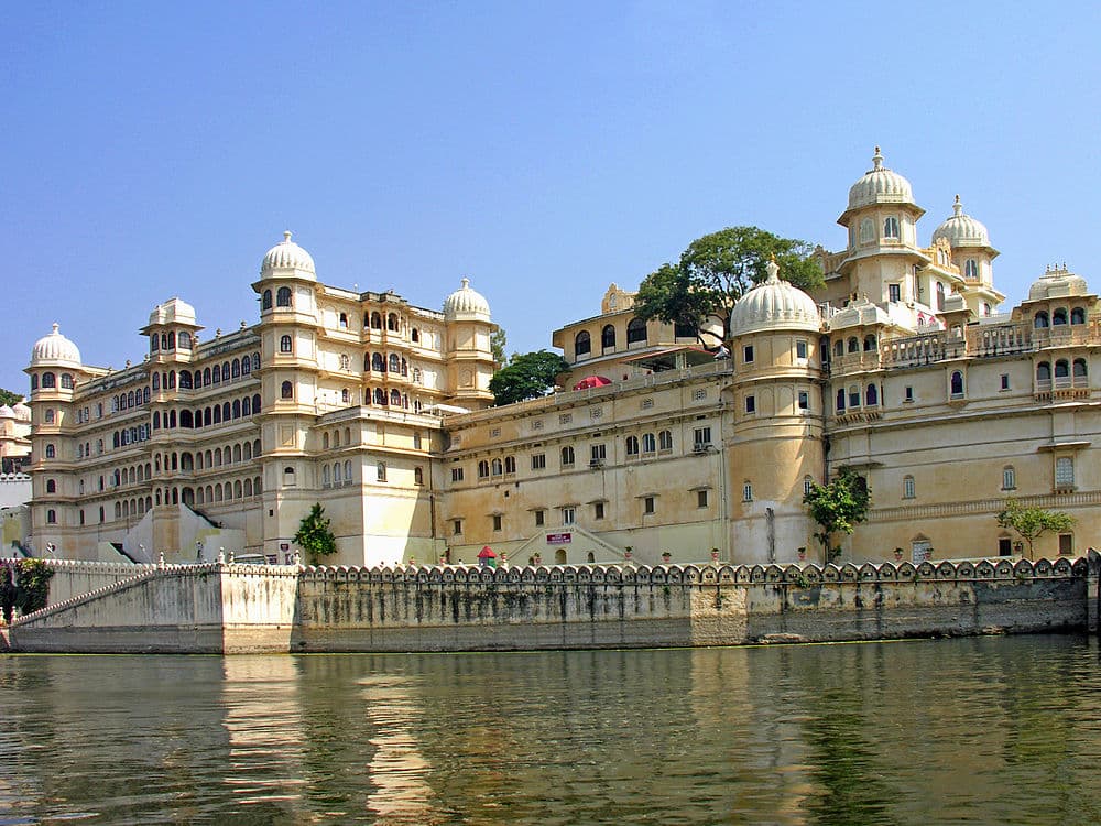 Lake Pichola travel image