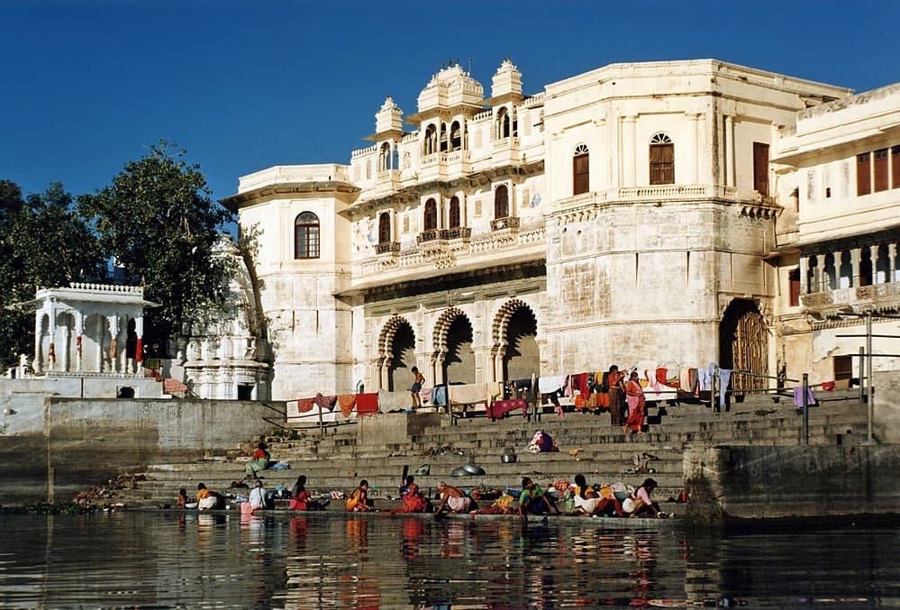 Lake Pichola travel image