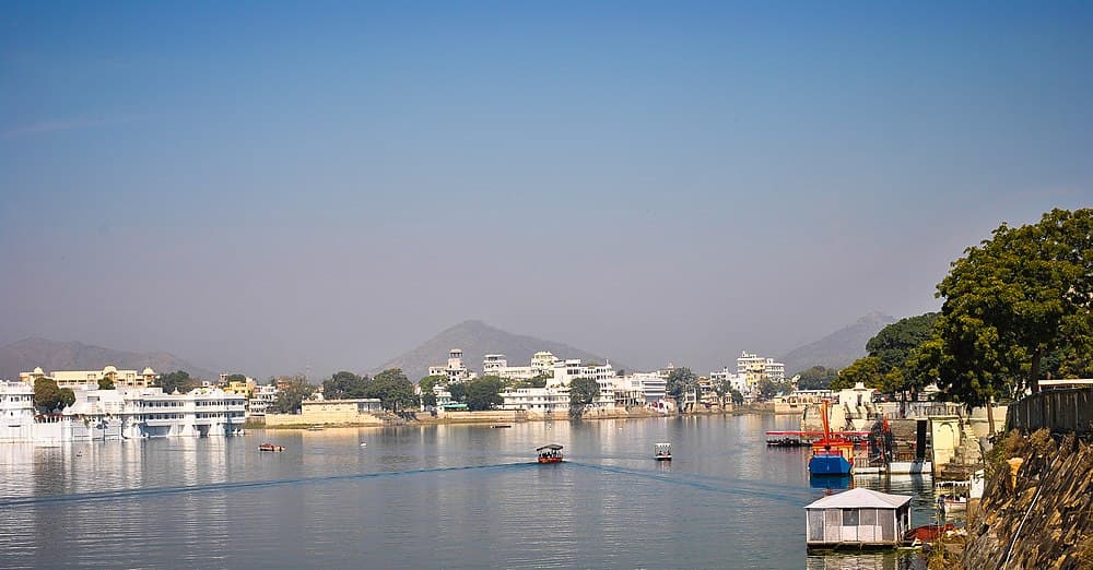 Lake Pichola travel image