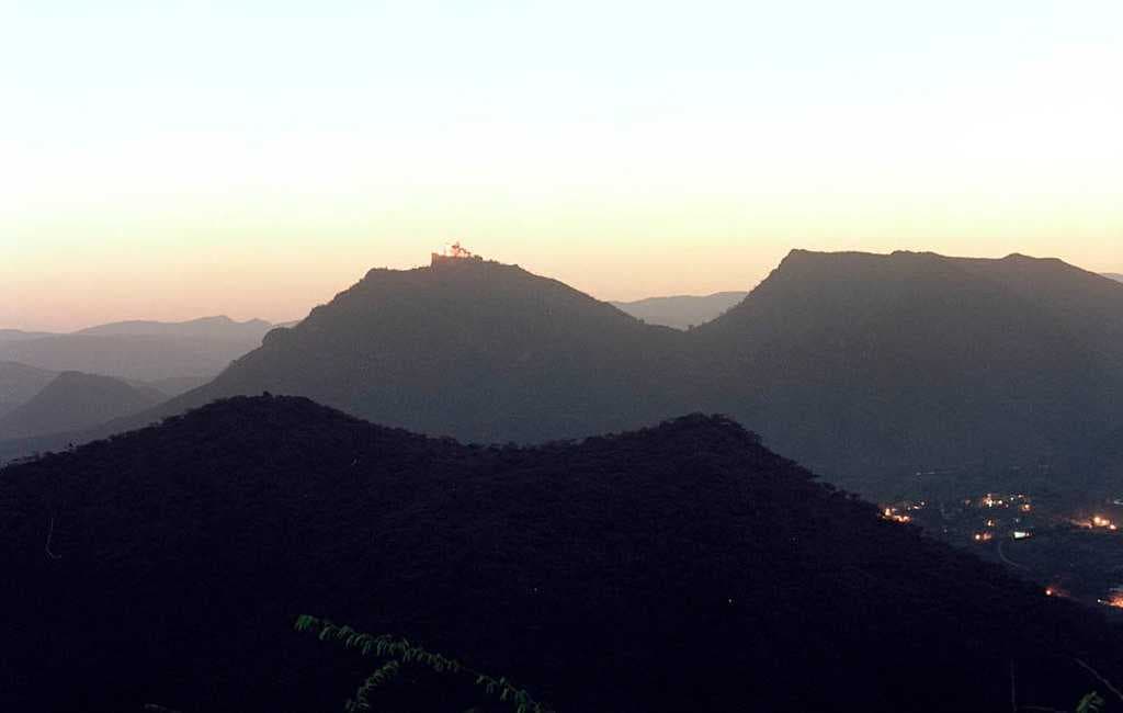 Sajjangarh Palace travel image