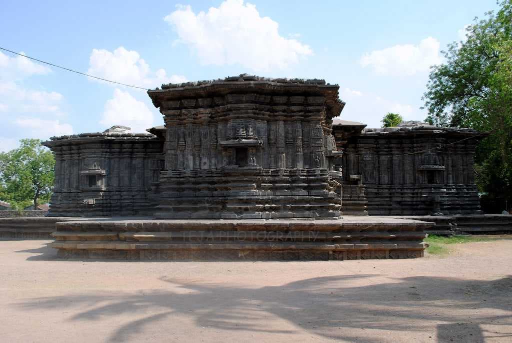 Thousand Pillar Temple travel image