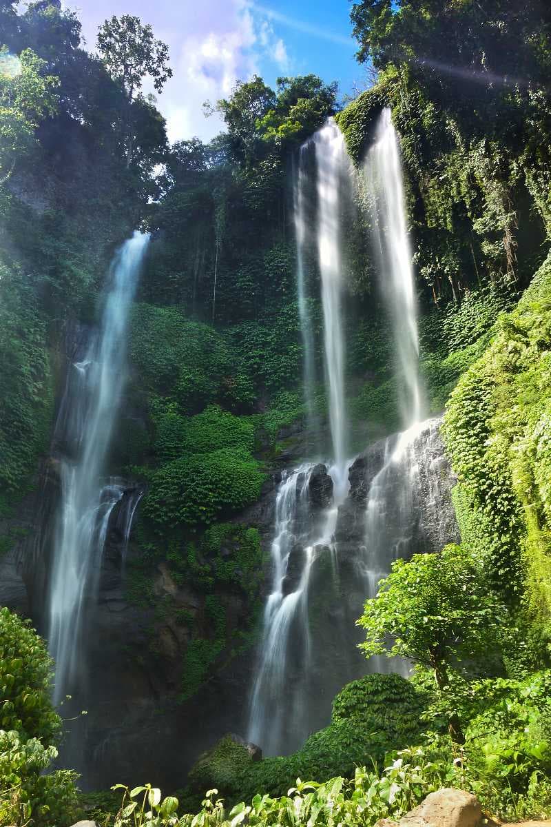 Sekumpul Waterfalls travel image