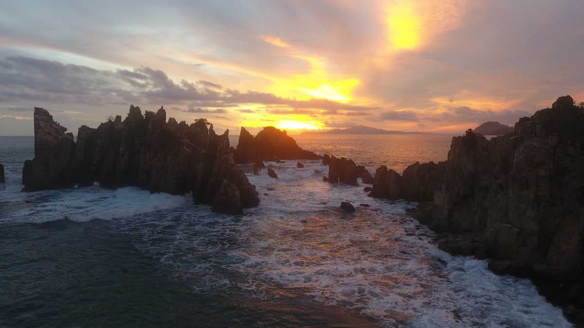Splendid View Gigi Hiu (Shark's Teeth Coast)
