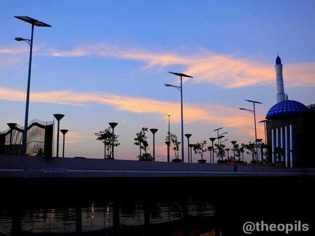 Makassar travel image