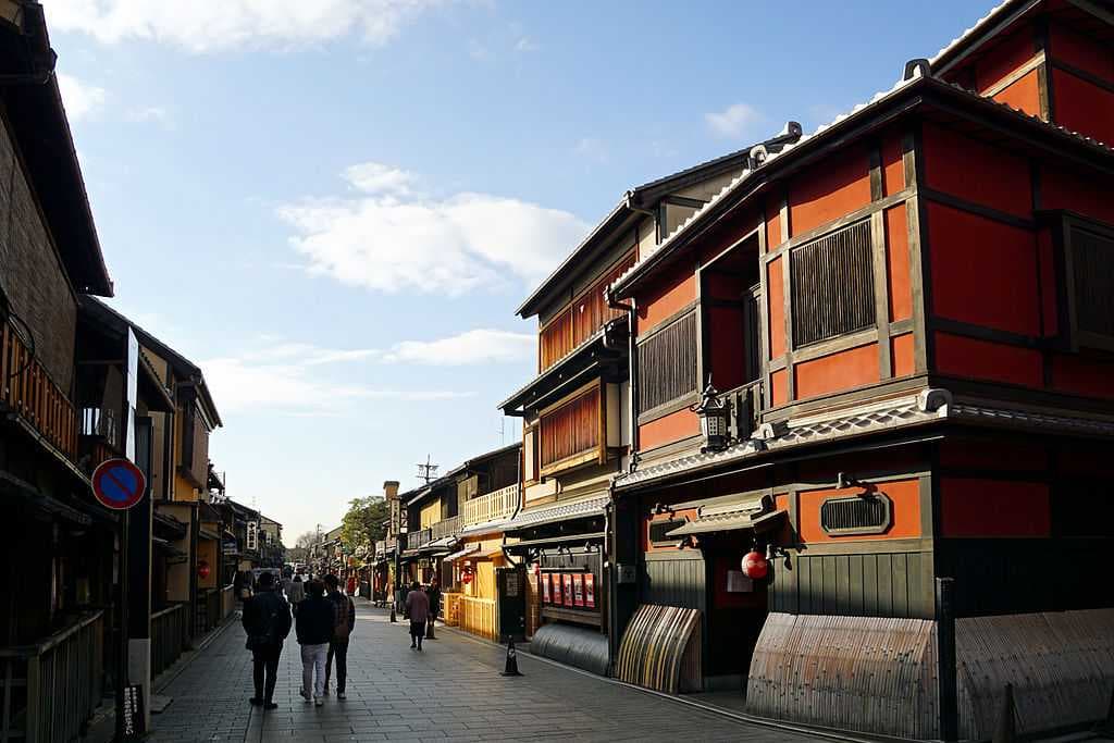 Hanamikoji Street