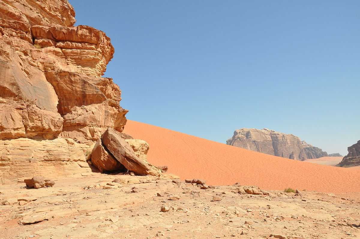 The beautiful Valley of the Moon.