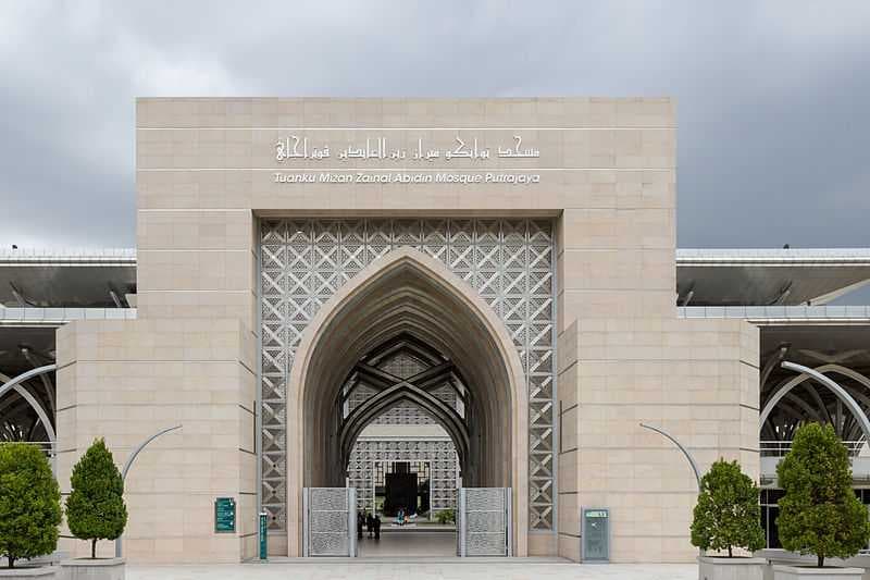 The mosque building from up close