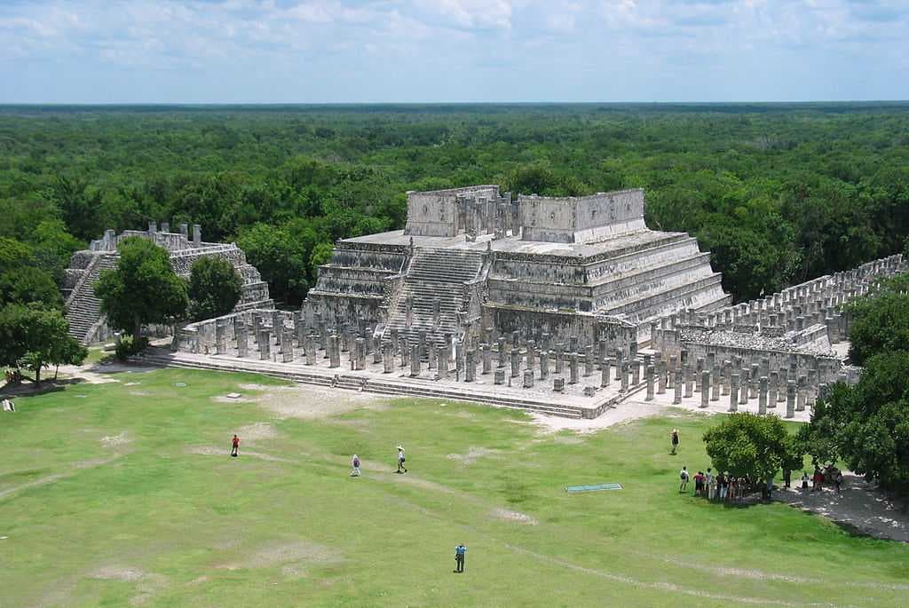 Templo de los Guerreros (Temple of the Warriors)