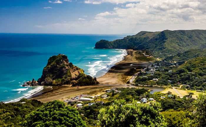 Piha Beach