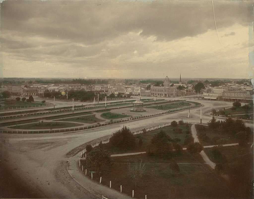 The Square in 1908 with the railway line running through the middle