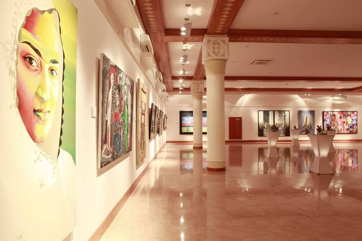 Beautiful Wall Paintings at Bait Al Zubair Museum