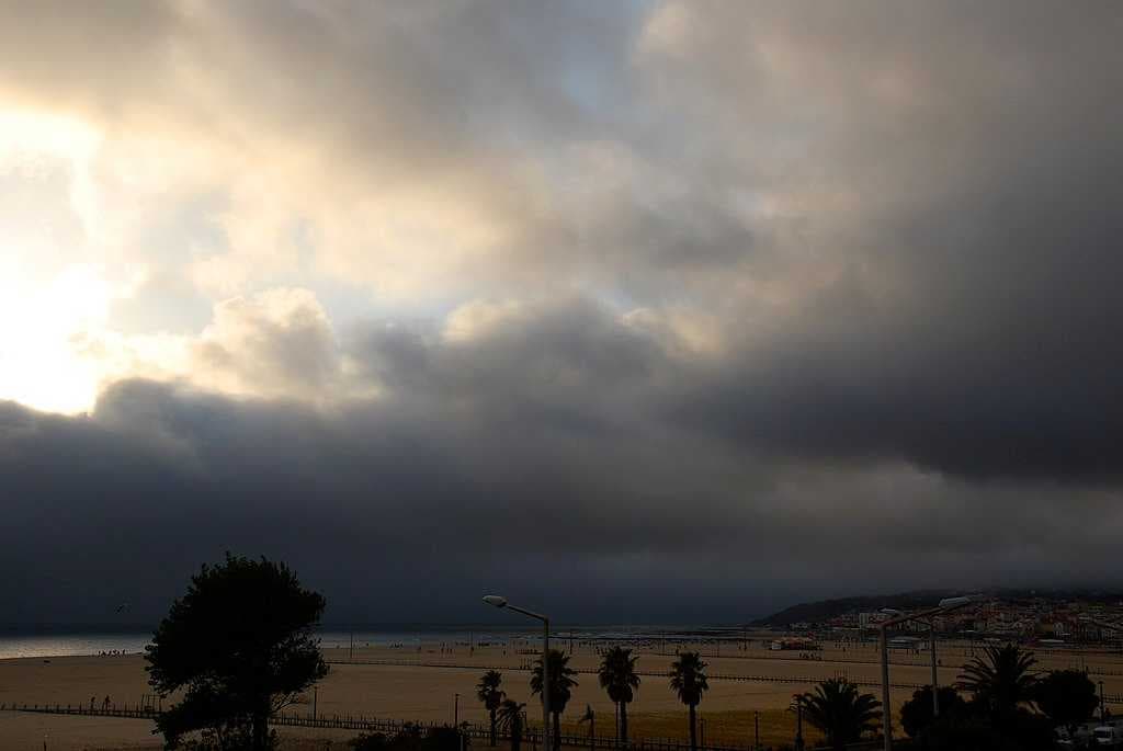 Buarcos Beach before a storm
