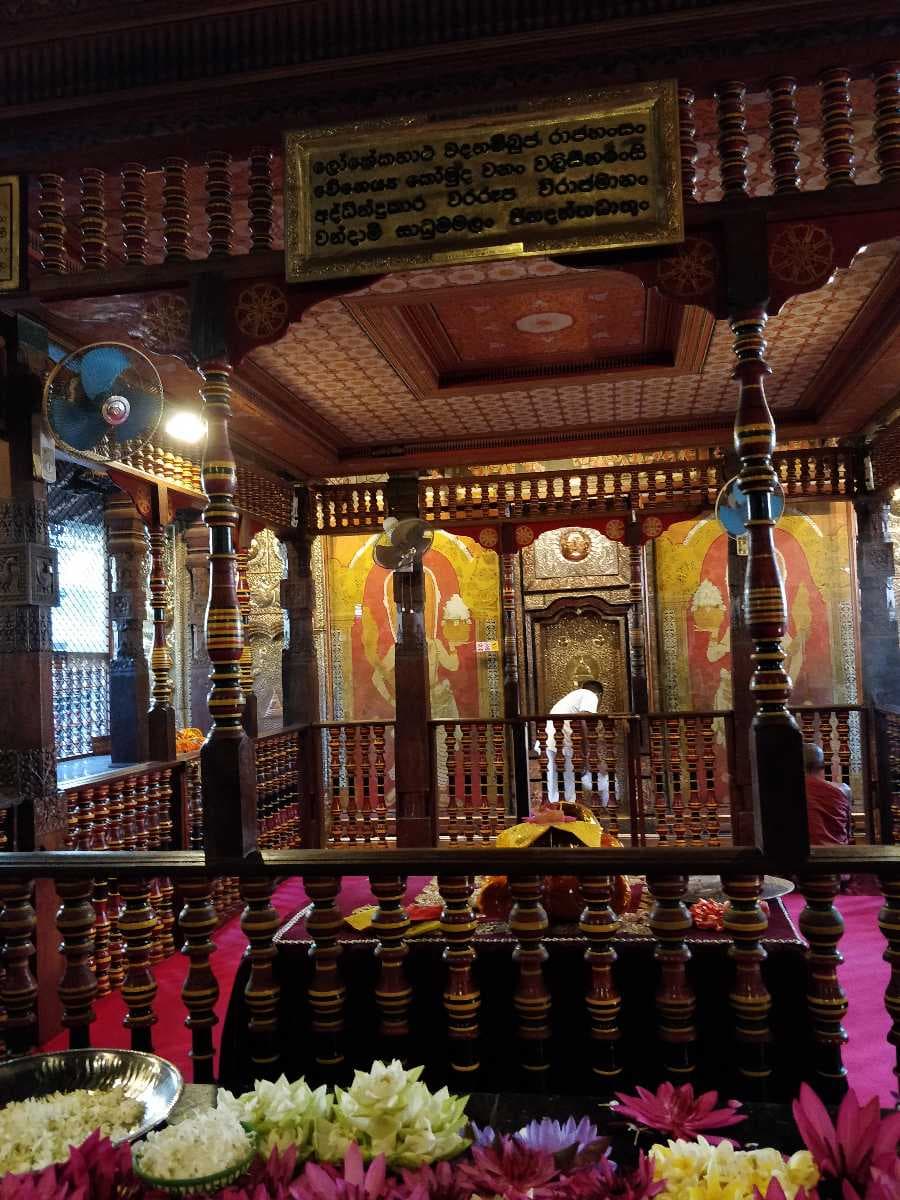 Temple of the Sacred Tooth Relic travel image