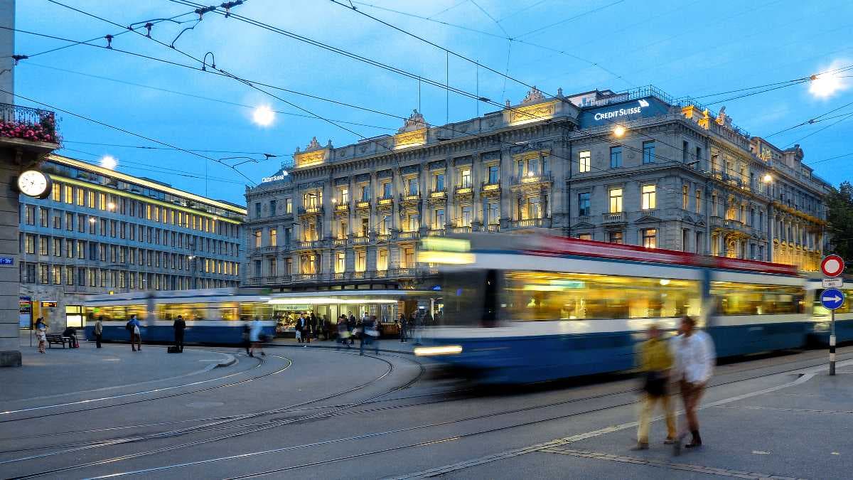 Dazzling streets of Paradeplatz