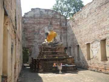 Front view of the Ordination Hall