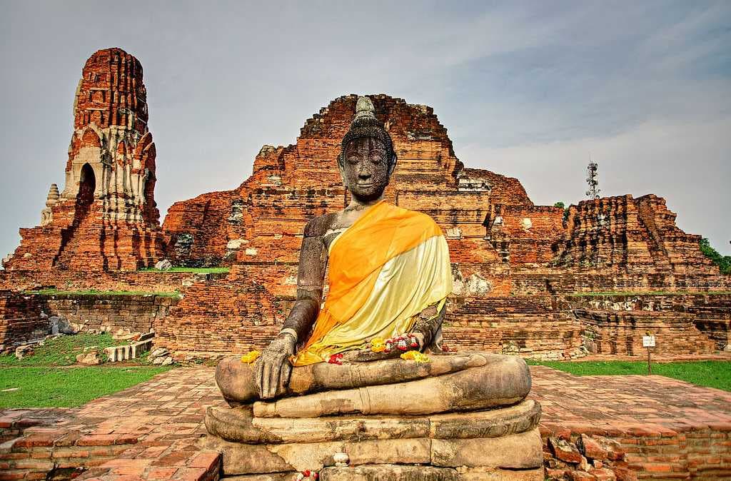 Wat Mahathat travel image