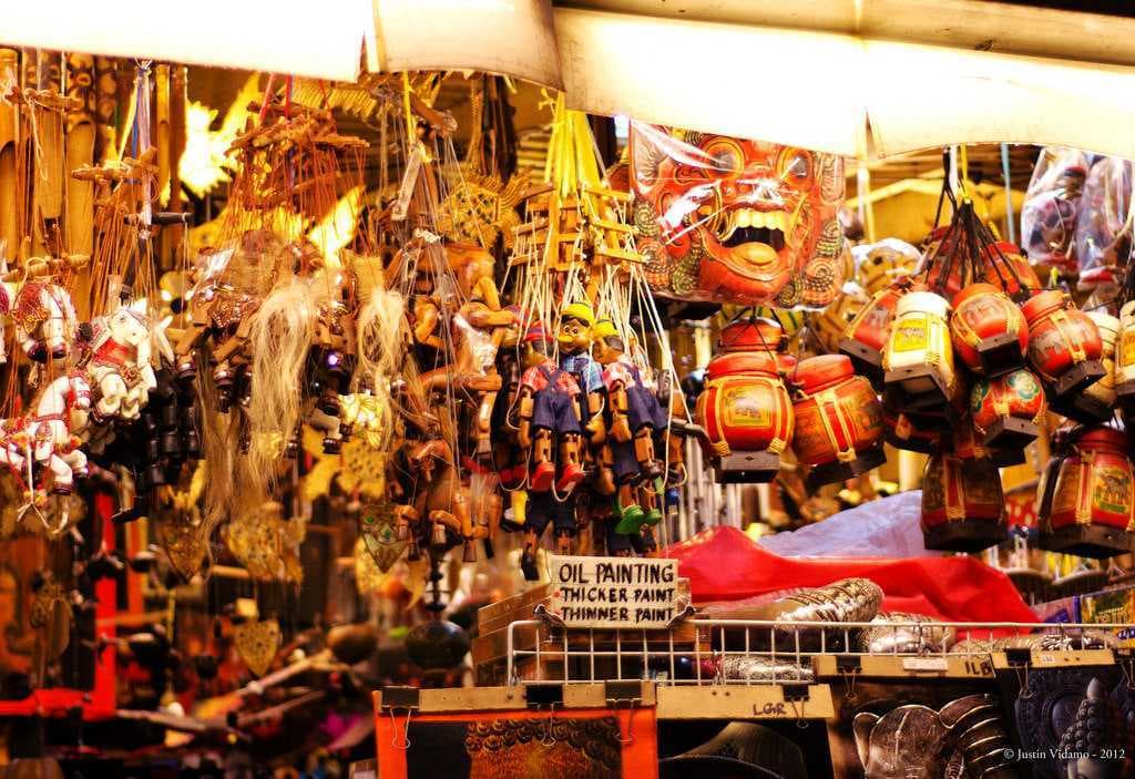 Shopping at Khao San Road