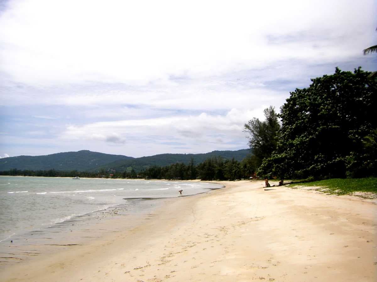 Lipa Noi Beach