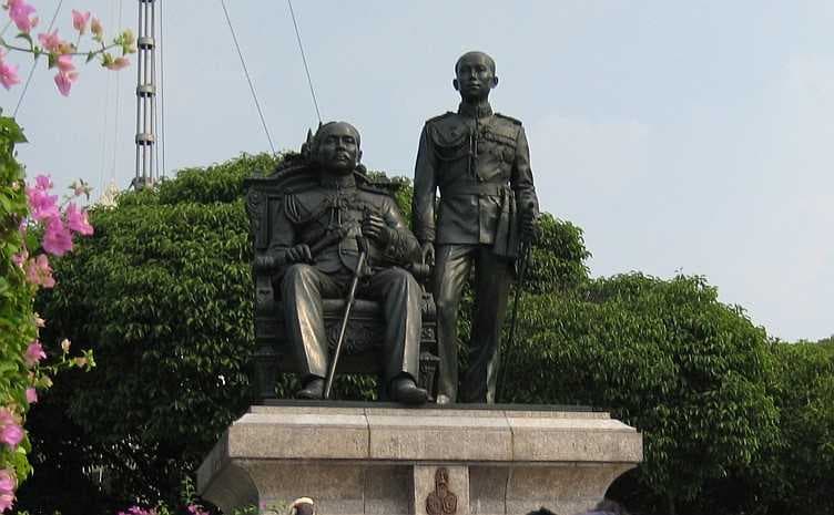 King Rama V and VI, founders of Chula