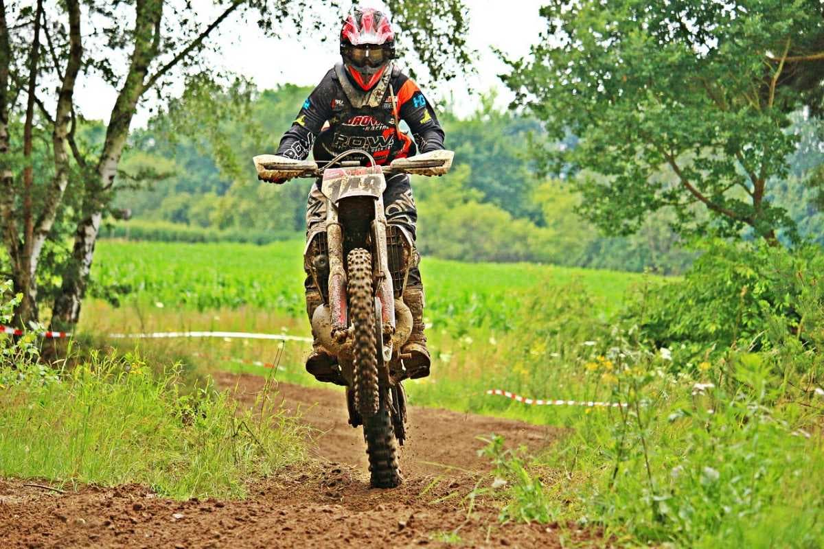 Explore Mae Hong Son Loop Via Thrilling Motorbike Rides