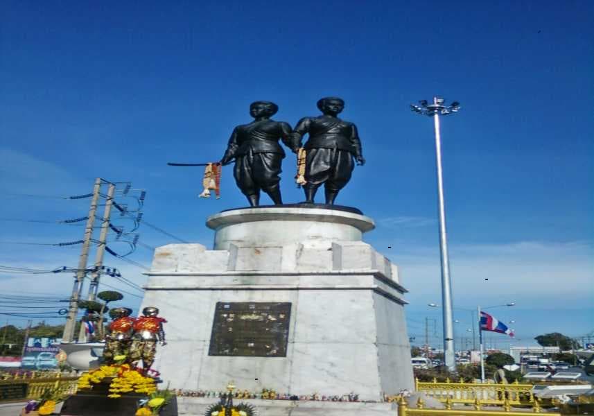 Heroine's Monument - Most Significant Land Mark