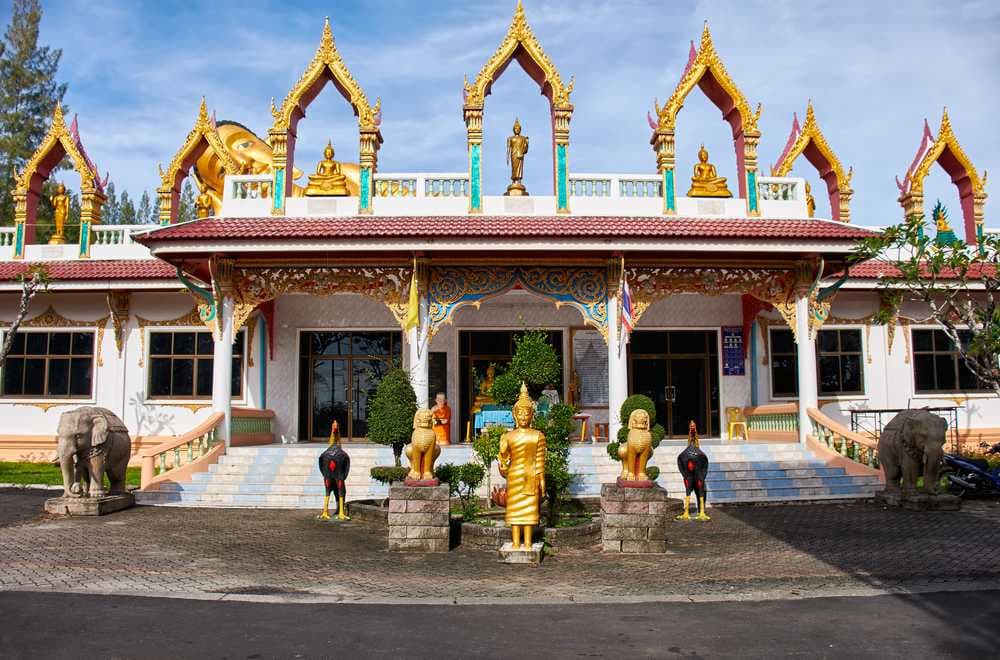 Wat Sri Sunthon temple - Buddhist Temple Famous for Reclining Buddha