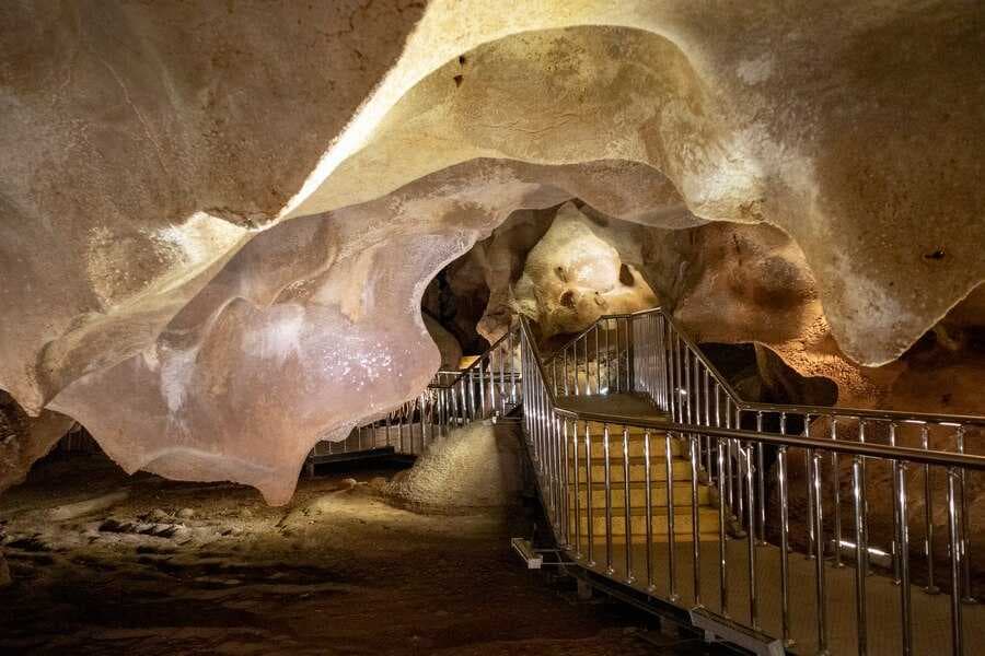 Taskuyu Cave