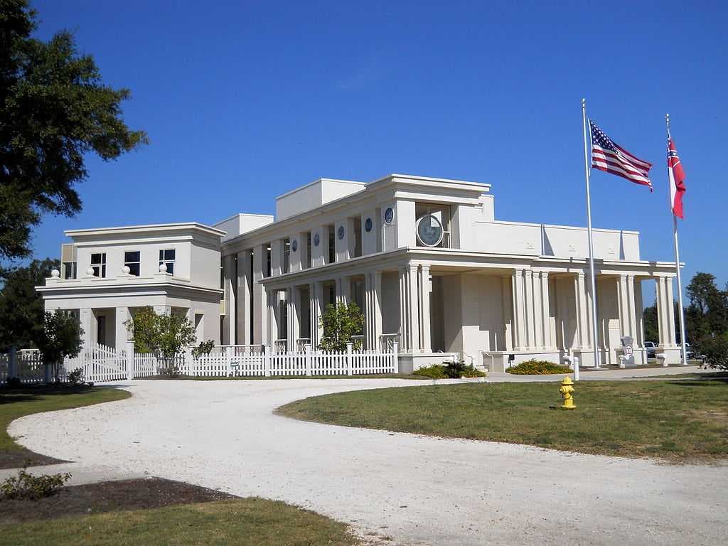 Jefferson Davis Presidential Library and Museum at Beauvoir