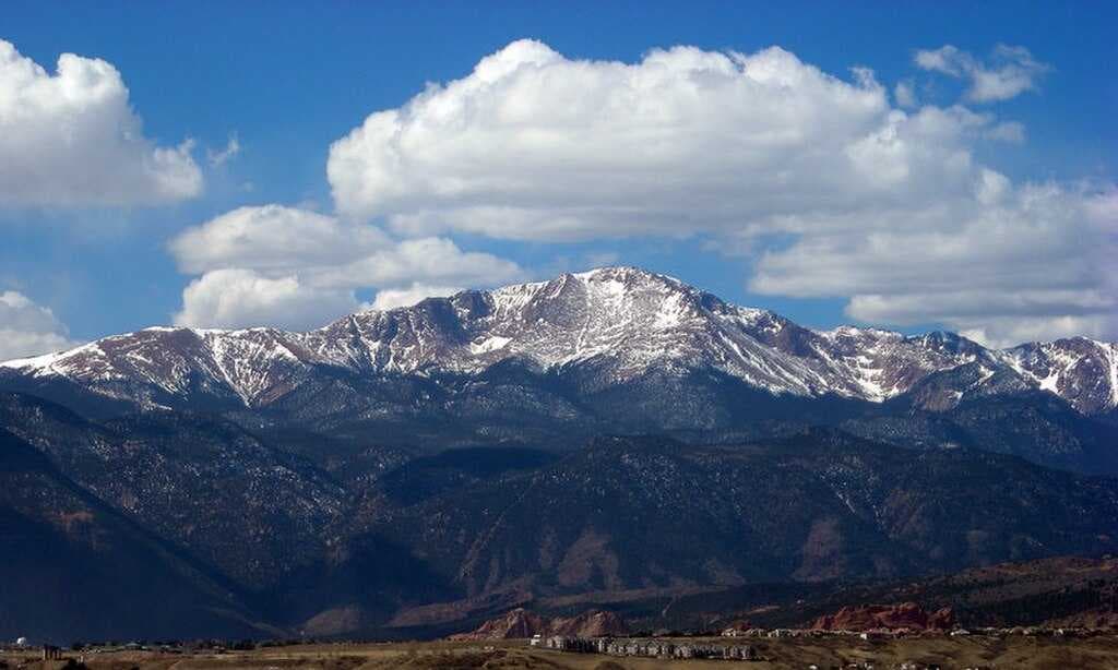 Colorado Springs travel image