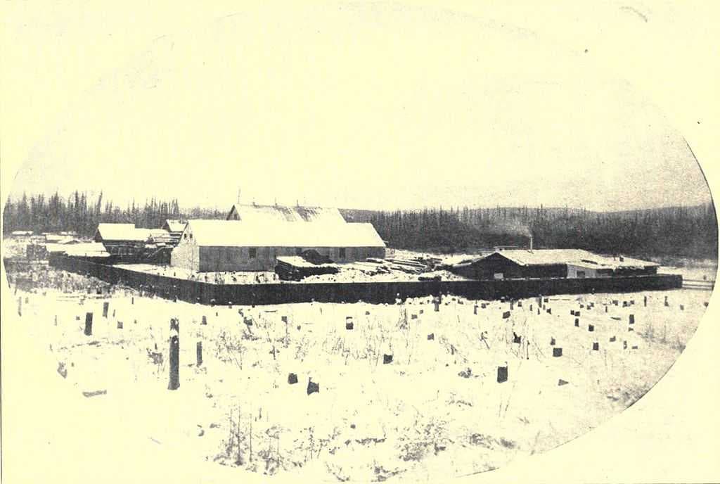 The fledgling settlement of Fairbanks as it appeared in 1903. The buildings shown are likely those of E. T. Barnette's trading post.
