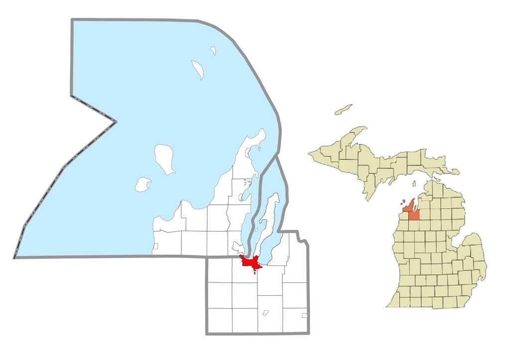 Traverse City travel image