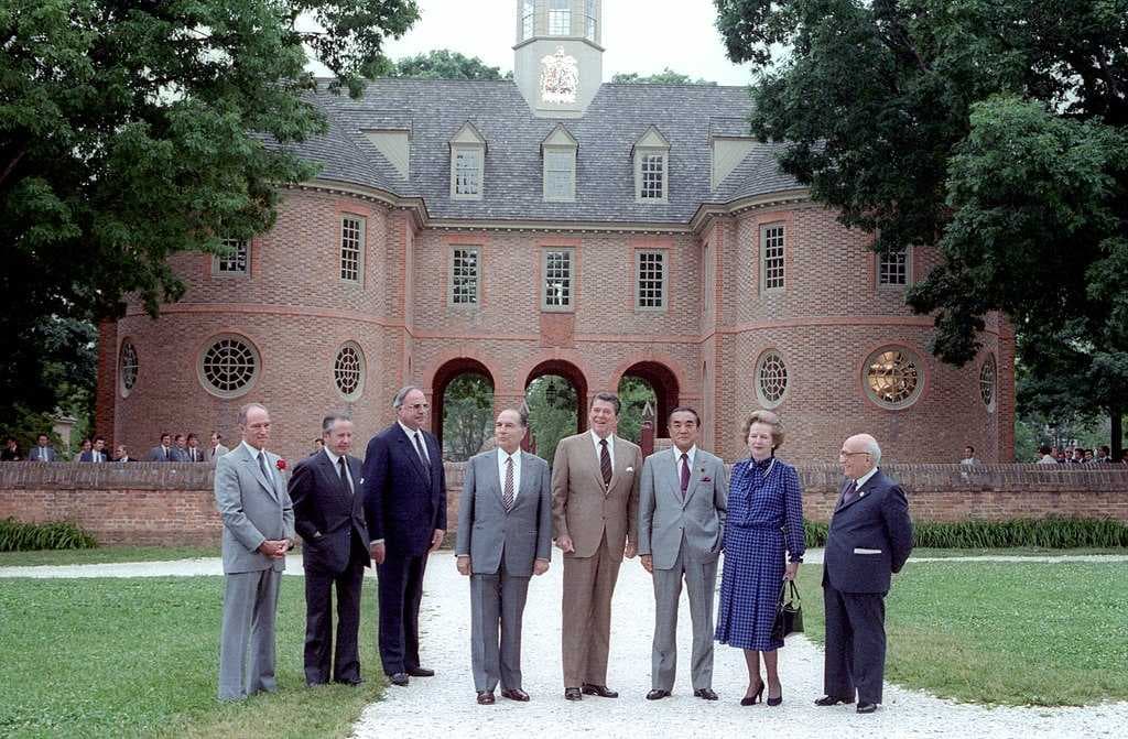 9th G7 summit of 1983 in front of the Historic Capitol Building