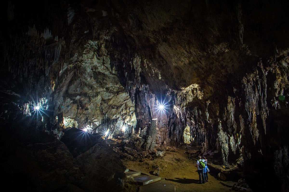 Hua Ma Cave travel image