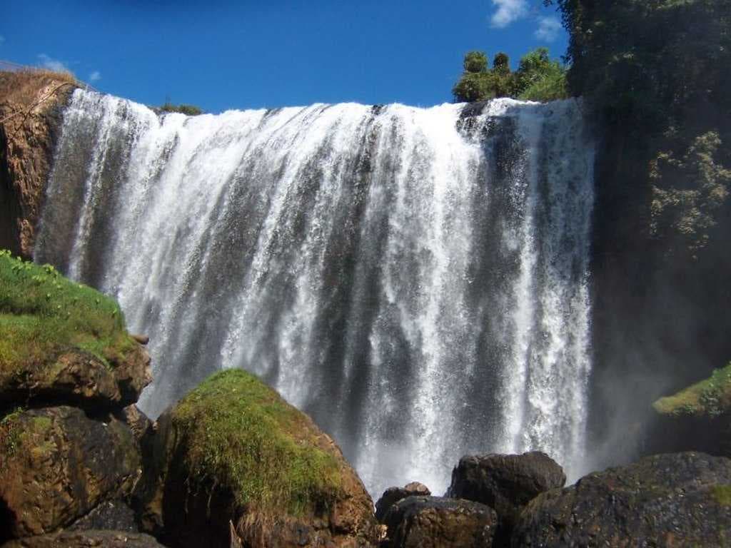 Elephant Waterfalls travel image