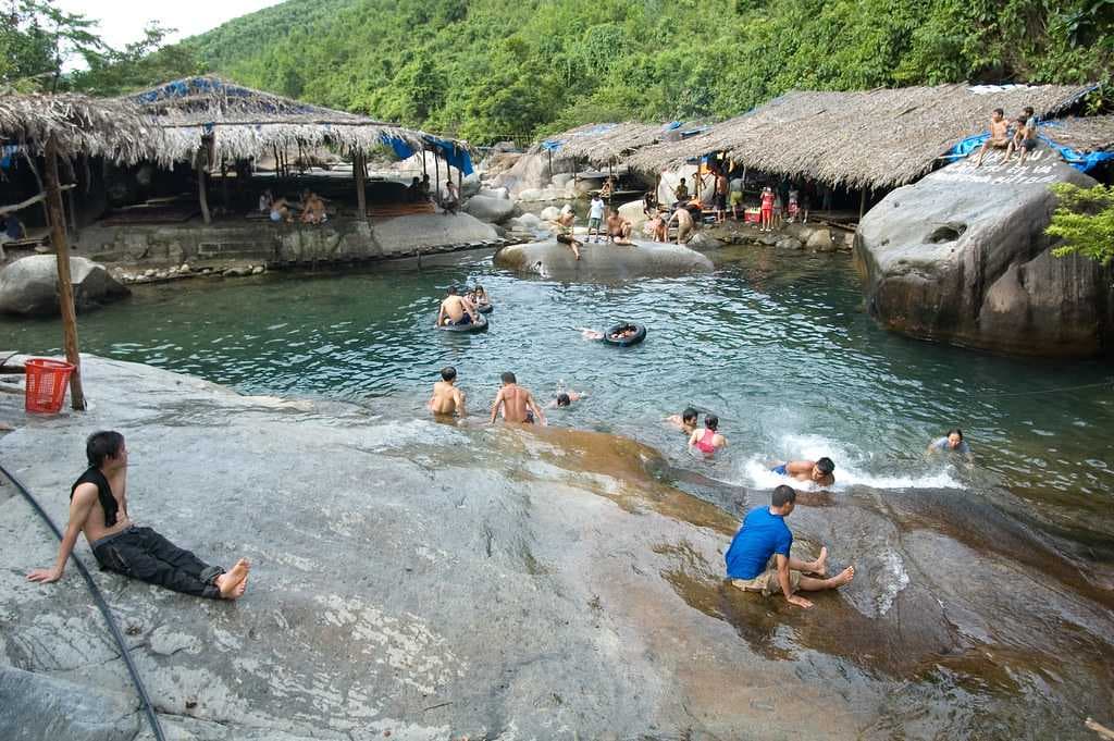 Elephant Springs - Green Water pools Near Hai Van Pass