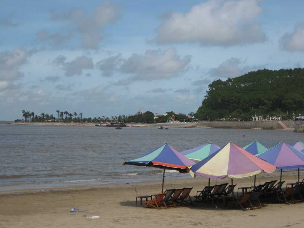 Do Son Beach
