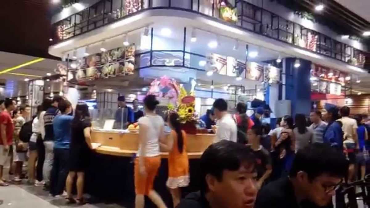 Aeon Mall Long Bien travel image