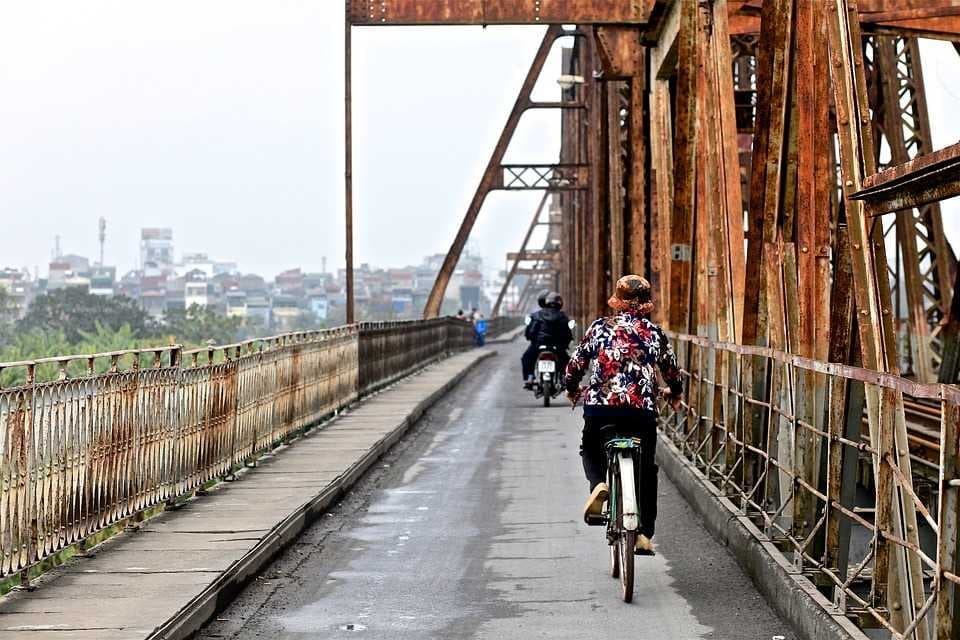 Long Bien Bridge travel image