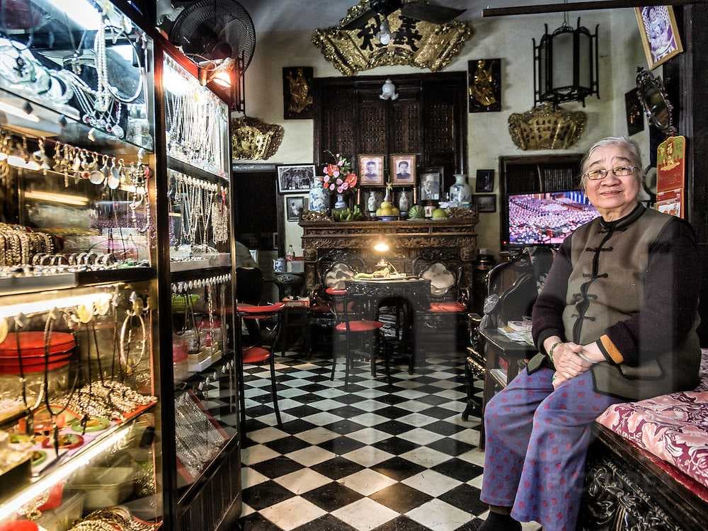 An old Woman in a shop at Old Quarter
