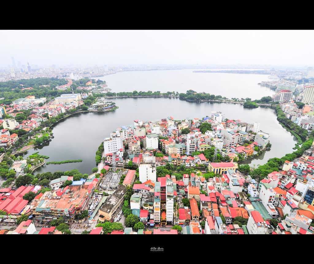 Truc Bach Lake travel image