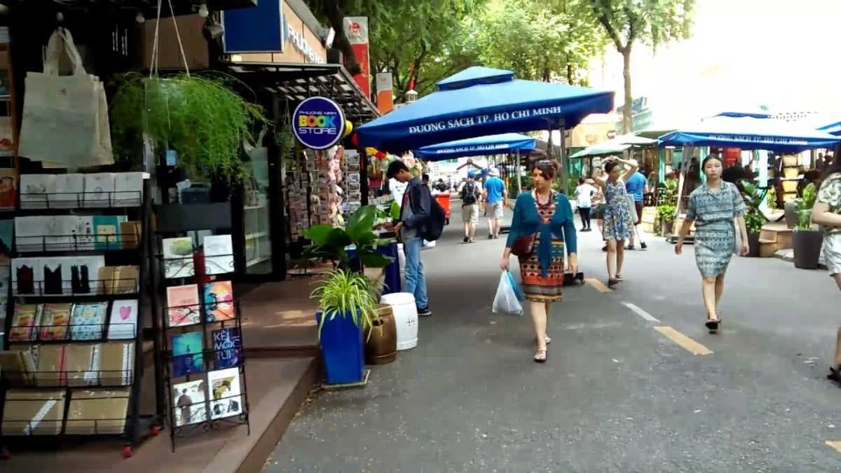 Book Street - Nguyen Van Binh travel image