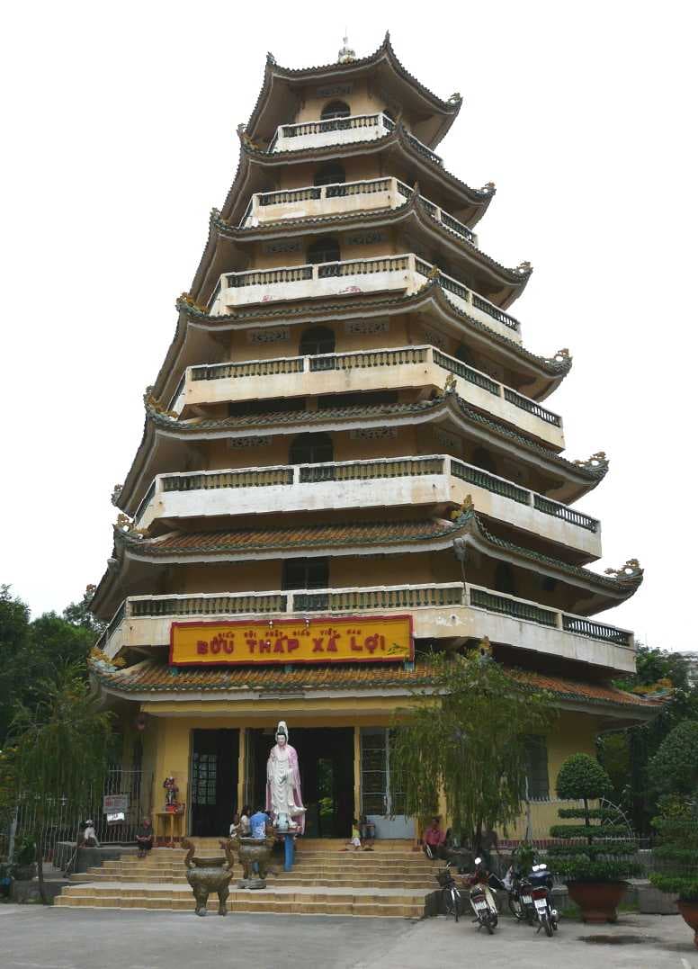 Giac Lam Pagoda travel image
