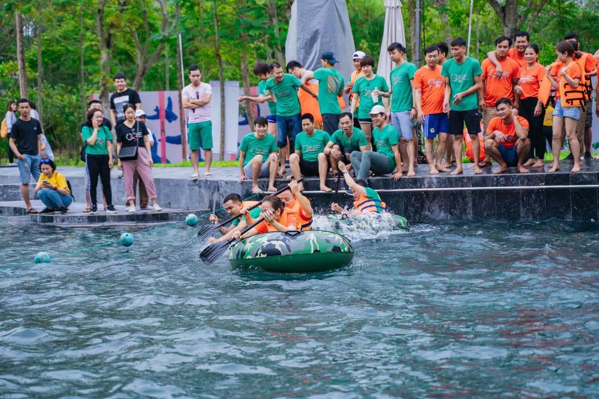 Alba Thanh Tan Hot Springs travel image