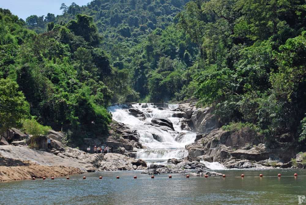 Ba Ho Waterfalls travel image